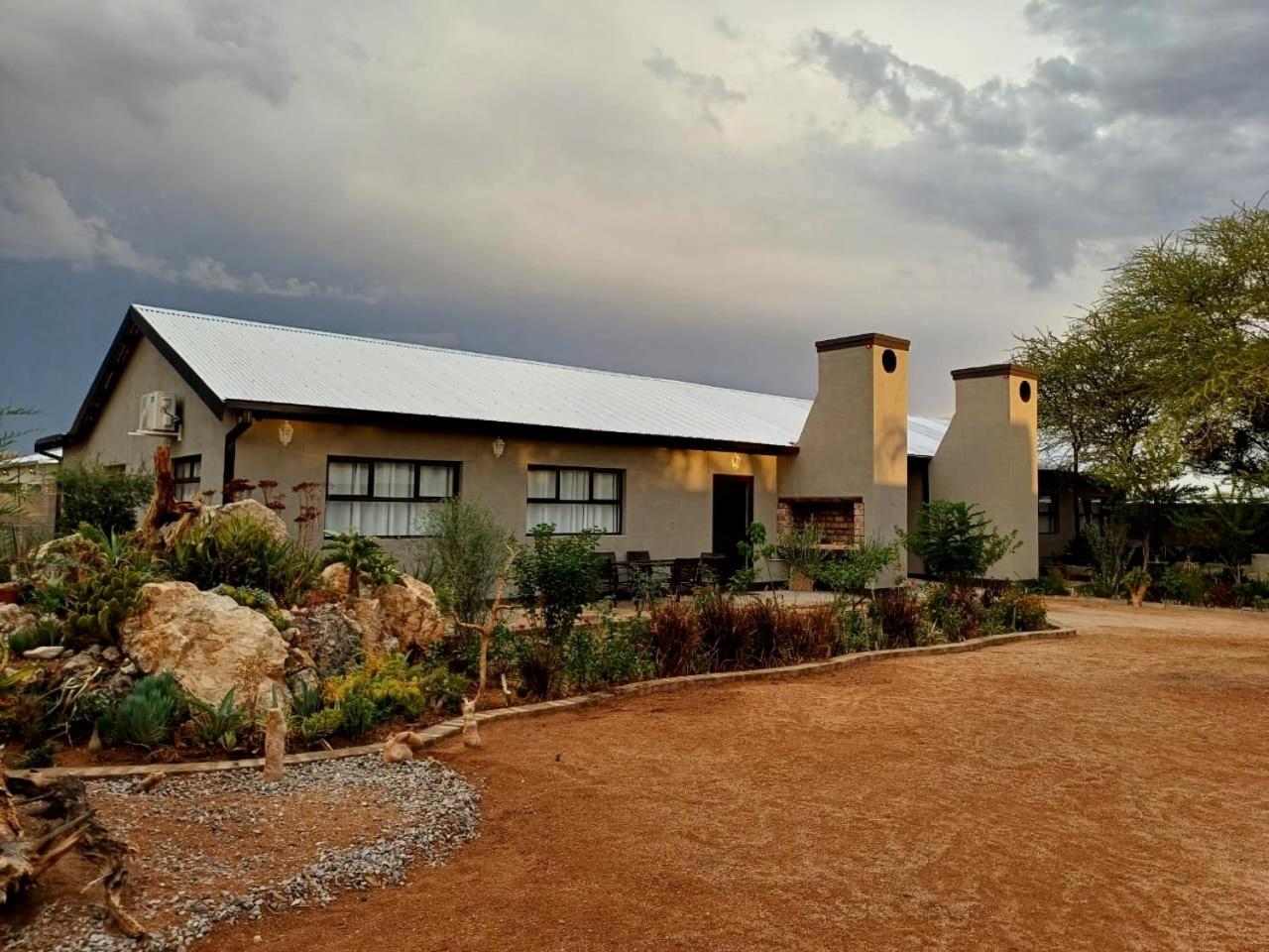 Knowhere Selfcatering Unit 1 Na 오마루루 외부 사진