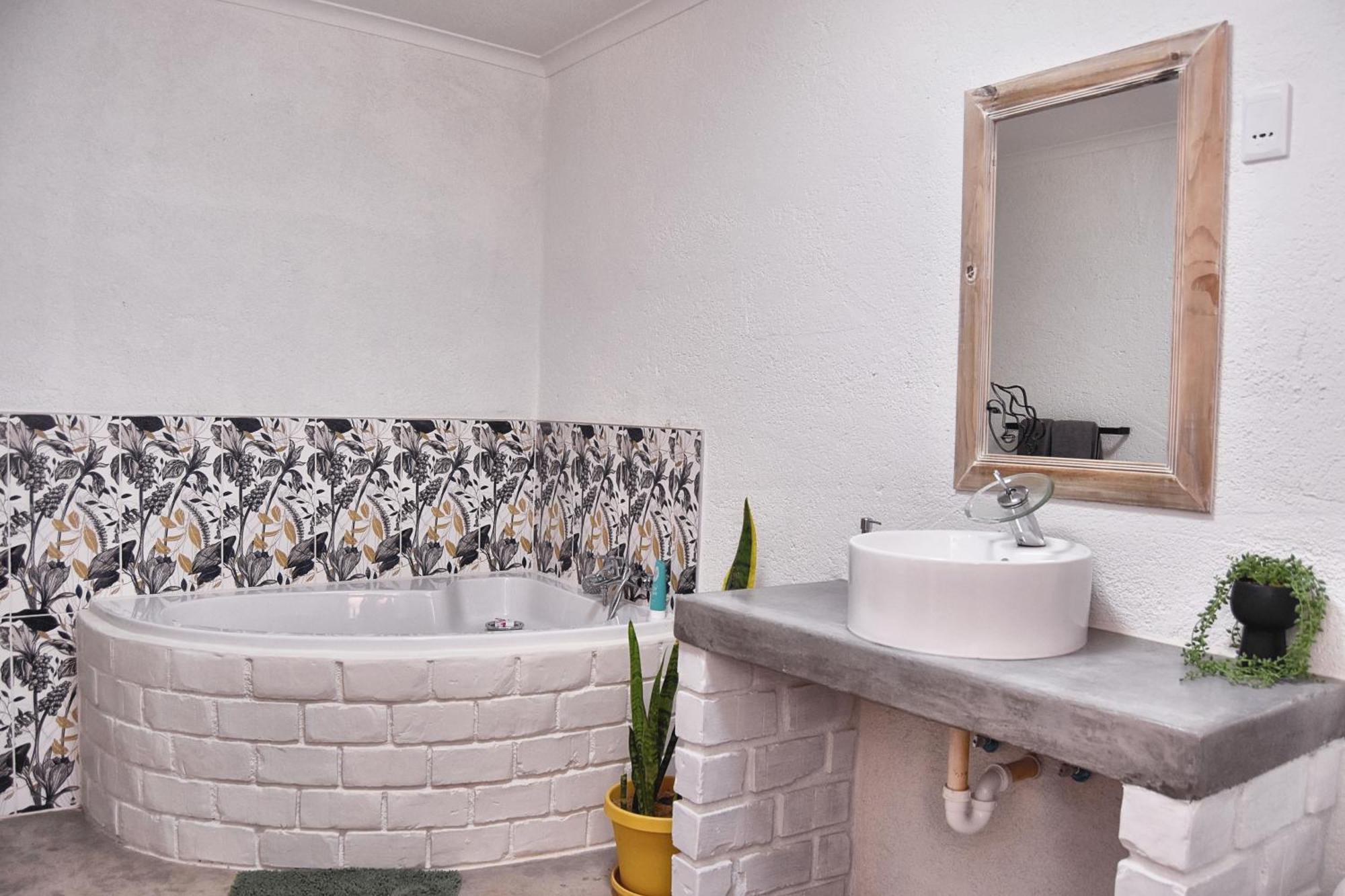 Knowhere Selfcatering Unit 1 Na 오마루루 외부 사진