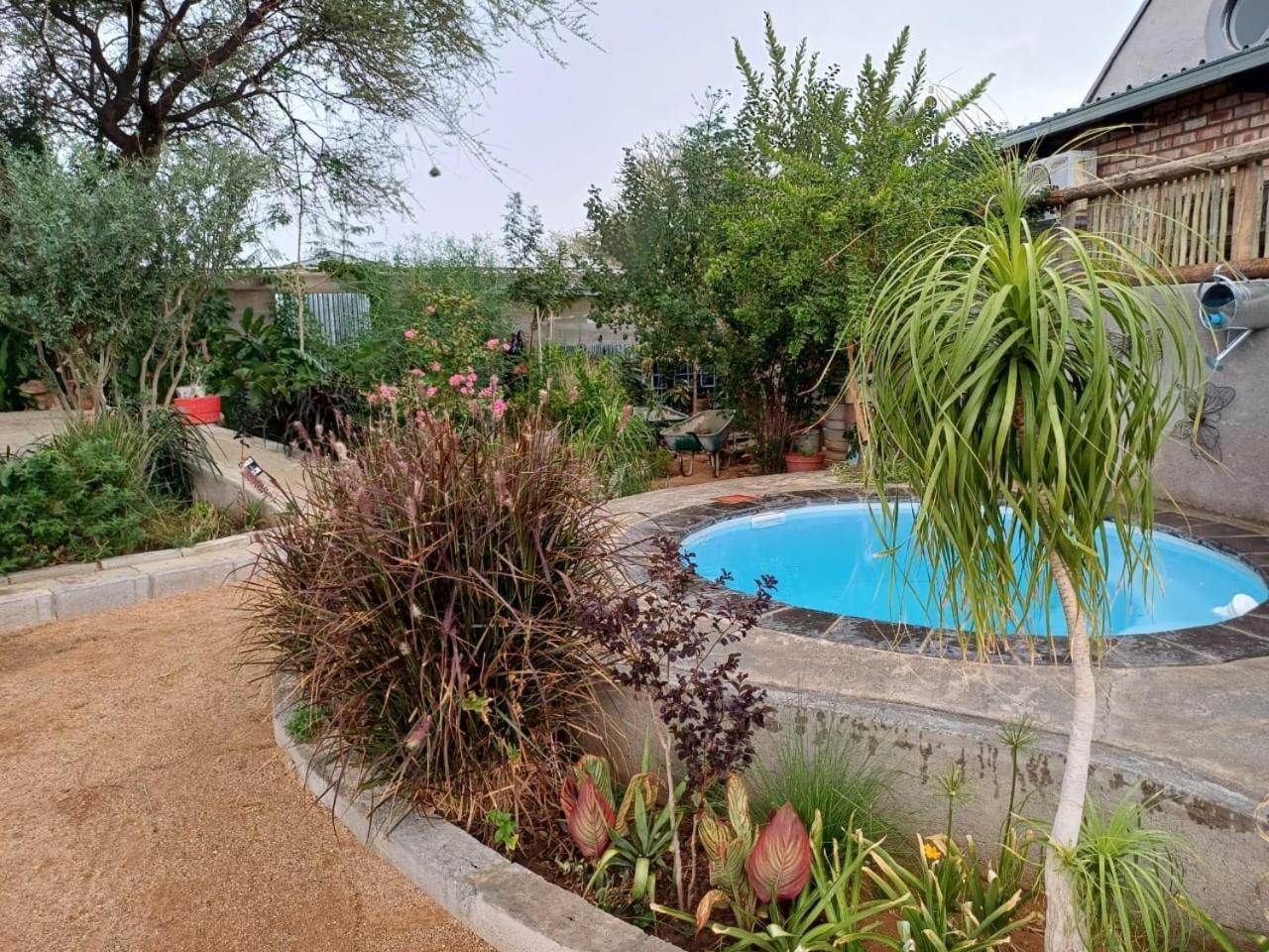 Knowhere Selfcatering Unit 1 Na 오마루루 외부 사진
